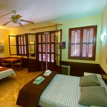 Hostal Atlanta El Arenal  Eksteriør billede