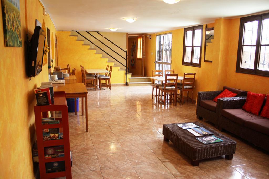 Hostal Atlanta El Arenal  Eksteriør billede